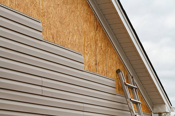 Professional Siding Installation technician working in Clayton, IN